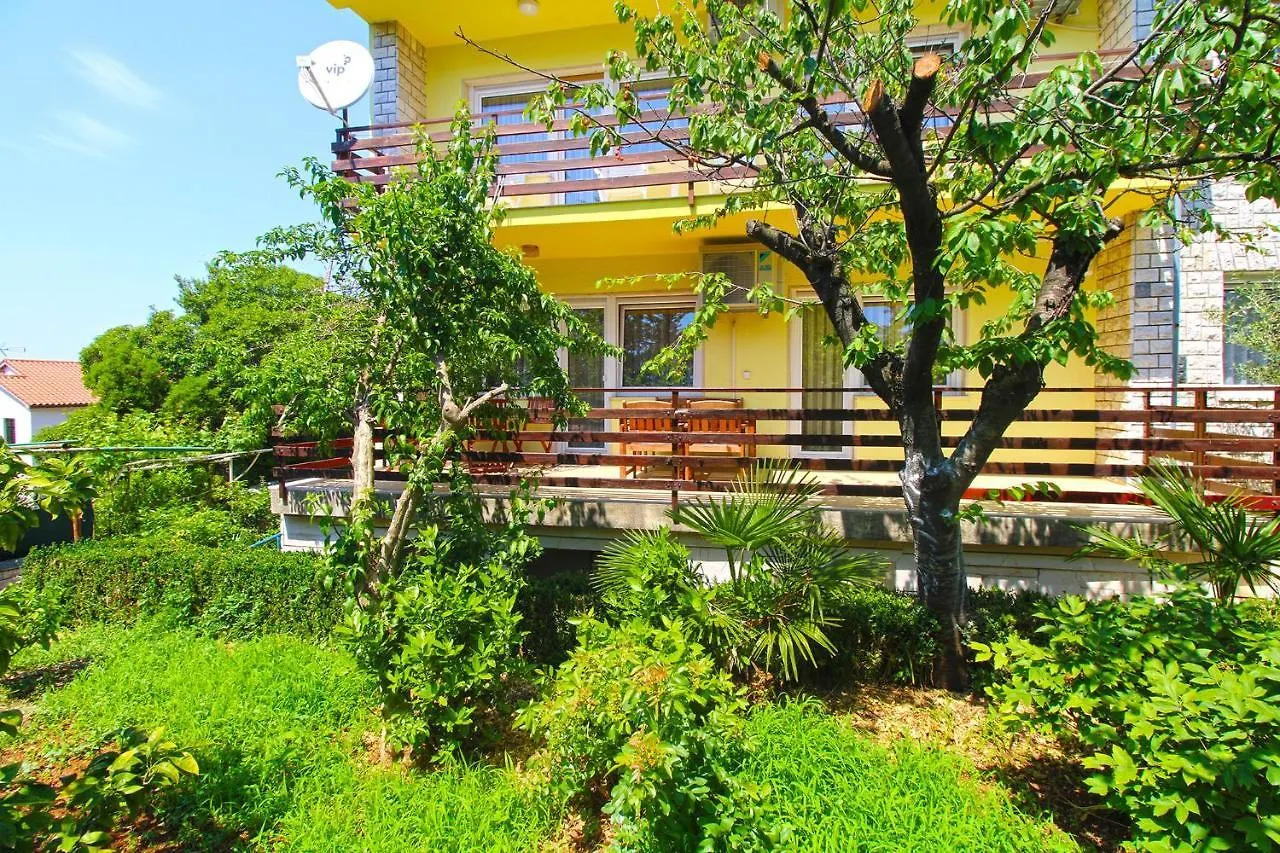 Apartments Marija 1198 Banjole