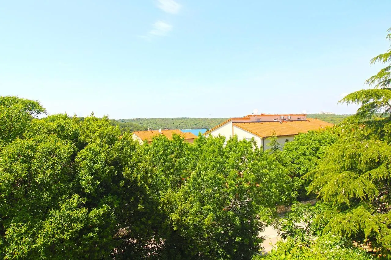 Apartments Marija 1198 Banjole